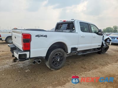 Trzecie zdjęcie samochodu z tyłu: 2025 FORD F250 SUPER DUTY VIN:1FT8W2BT0SED36466 - miniatura