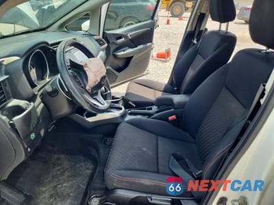 Zdjęcie 7 z 13 samochodu: 2019 HONDA FIT SPORT VIN:3HGGK5H60KM726411 - miniatura