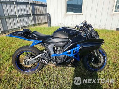 2022 YAMAHA YZFR7 JYARM38E7NA004167 - główne zdjęcie licytacji z USA - miniatura