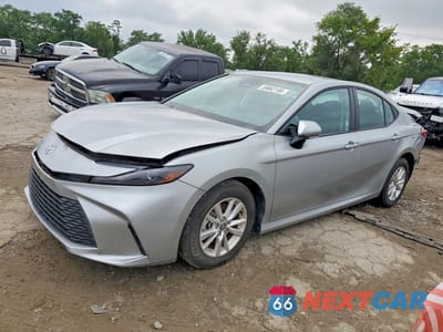 2025 TOYOTA CAMRY LE 4T1DAACK0SU127758 - główne zdjęcie licytacji z USA - miniatura