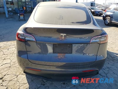 Zdjęcie 6 z 12 samochodu: 2021 TESLA MODEL Y VIN:5YJYGDEE7MF213870 - miniatura