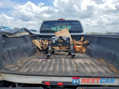 Zdjęcie 10 z 13 samochodu: 2005 FORD F350 SUPER DUTY VIN:1FTWW32P65EA72707 - miniatura