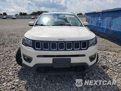 Piąte zdjęcie samochodu w środku: 2017 JEEP COMPASS VIN:3C4NJDBB5HT646027 - miniatura
