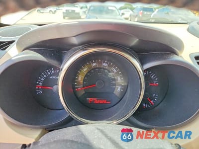 Zdjęcie 9 z 13 samochodu: 2011 KIA SOUL ! VIN:KNDJT2A25B7321615 - miniatura