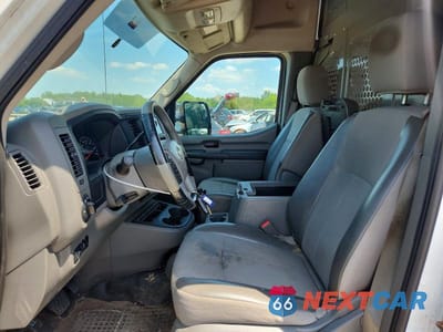 Zdjęcie 7 z 13 samochodu: 2019 NISSAN NV 2500 V8 2500 CARGO VAN HIGH ROOF VIN:1N6AF0LY0KN800742 - miniatura
