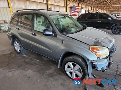 Czwarte zdjęcie samochodu z boku: 2005 TOYOTA RAV4 BASE VIN:JTEHD20V850066703 - miniatura
