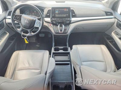 Zdjęcie 8 z 13 samochodu: 2019 HONDA ODYSSEY EXL VIN:5FNRL6H73KB037082 - miniatura