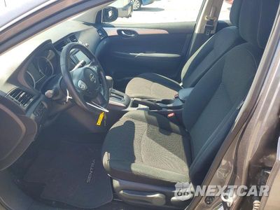 Zdjęcie 7 z 12 samochodu: 2019 NISSAN SENTRA S VIN:3N1AB7AP1KY401779 - miniatura