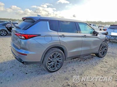Trzecie zdjęcie samochodu z tyłu: 2023 MITSUBISHI OUTLANDER SE VIN:JA4J3UA83PZ050110 - miniatura