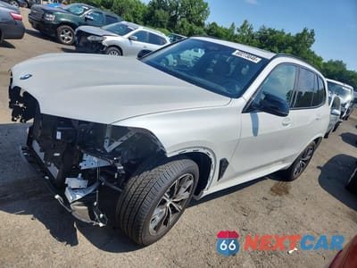 2026 BMW X5 M60I 5UX33EU04T9270259 - główne zdjęcie licytacji z USA - miniatura