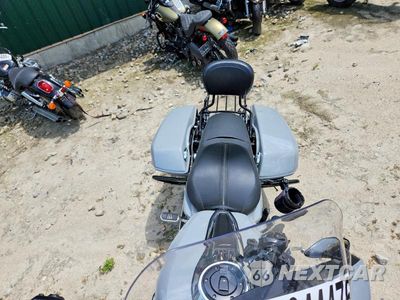 Piąte zdjęcie samochodu w środku: 2024 HARLEY-DAVIDSON FLHX VIN:1HD1KB713RB619619 - miniatura