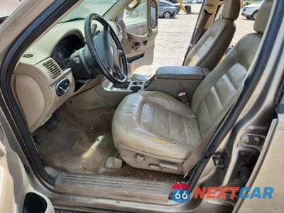 Zdjęcie 7 z 13 samochodu: 2004 FORD EXPLORER XLT VIN:1FMZU63K44UA60546 - miniatura
