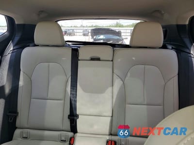 Zdjęcie 10 z 13 samochodu: 2026 VOLVO XC40 PLUS VIN:YV4L12UC4T2714052 - miniatura