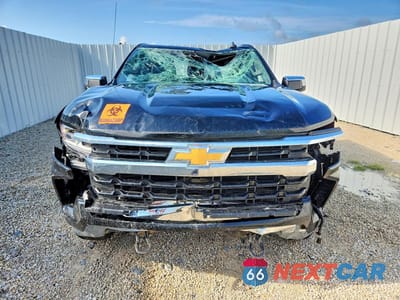 Piąte zdjęcie samochodu w środku: 2026 CHEVROLET SILVERADO K1500 LT VIN:1GCUKDED2TZ216673 - miniatura