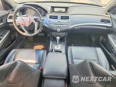 Zdjęcie 8 z 12 samochodu: 2010 HONDA ACCORD EXL VIN:1HGCP2F89AA192727 - miniatura