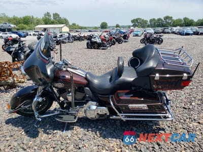 Trzecie zdjęcie samochodu z tyłu: 2011 HARLEY-DAVIDSON FLHTCU VIN:1HD1FC416BB623300 - miniatura