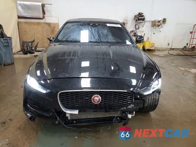 Piąte zdjęcie samochodu w środku: 2020 JAGUAR XE S VIN:SAJAJ4FX2LCP60626 - miniatura