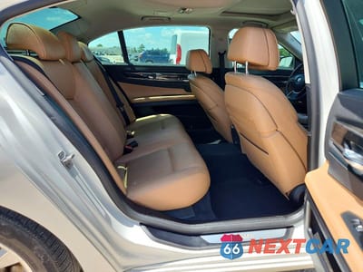 Zdjęcie 10 z 12 samochodu: 2014 BMW 740 LI VIN:WBAYE4C5XED138421 - miniatura