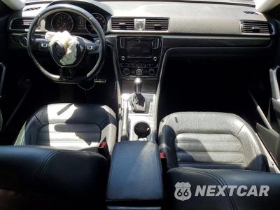 Zdjęcie 8 z 13 samochodu: 2016 VOLKSWAGEN PASSAT SEL VIN:1VWCT7A38GC018659 - miniatura