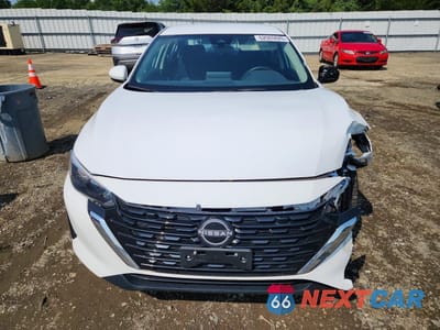 Piąte zdjęcie samochodu w środku: 2024 NISSAN SENTRA SV VIN:3N1AB8CV6RY351876 - miniatura