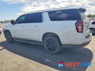 Drugie zdjęcie samochodu z przodu: 2021 CHEVROLET SUBURBAN C1500 LT VIN:1GNSCCKD0MR259212 - miniatura