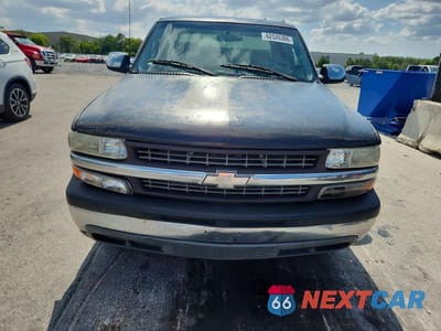 Piąte zdjęcie samochodu w środku: 2002 CHEVROLET SILVERADO C1500 VIN:2GCEC19V821216624 - miniatura