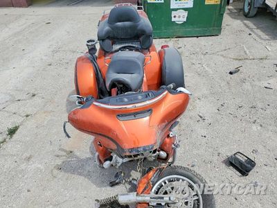 Piąte zdjęcie samochodu w środku: 2019 HARLEY-DAVIDSON FLHTCUTG VIN:1HD1MAF1XKB855454 - miniatura