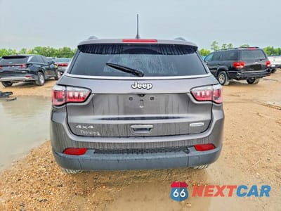 Zdjęcie 6 z 13 samochodu: 2023 JEEP COMPASS LATITUDE VIN:3C4NJDBNXPT519492 - miniatura