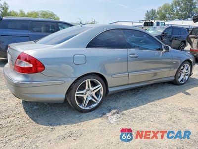 Trzecie zdjęcie samochodu z tyłu: 2009 MERCEDES-BENZ CLK 350 VIN:WDBTJ56H59F264926 - miniatura