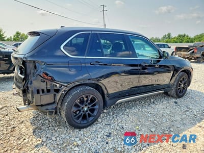 Trzecie zdjęcie samochodu z tyłu: 2016 BMW X5 XDRIVE35I VIN:5UXKR0C5XG0S85255 - miniatura