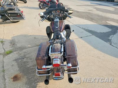 Czwarte zdjęcie samochodu z boku: 2007 HARLEY-DAVIDSON FLHTCUI VIN:1HD1FC41X7Y650469 - miniatura