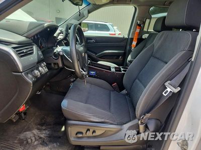Zdjęcie 7 z 12 samochodu: 2019 CHEVROLET SUBURBAN K1500 4WD EQUIPPED VIN:1GNSKKEC2KR146357 - miniatura