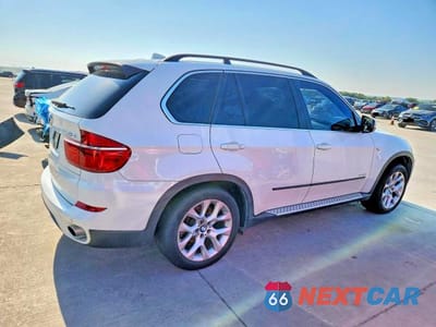 Trzecie zdjęcie samochodu z tyłu: 2013 BMW X5 XDRIVE35I VIN:5UXZV4C53D0E02545 - miniatura