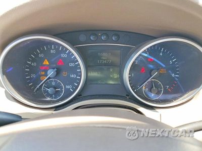 Zdjęcie 9 z 13 samochodu: 2008 MERCEDES-BENZ ML 350 VIN:4JGBB86E28A302881 - miniatura