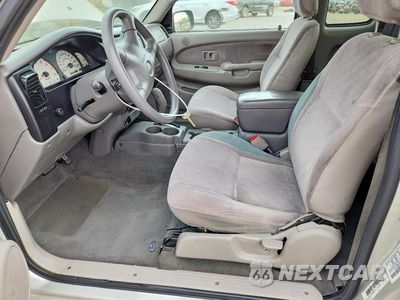 Zdjęcie 7 z 12 samochodu: 2001 TOYOTA TACOMA XTRACAB VIN:5TEVL52N11Z832676 - miniatura