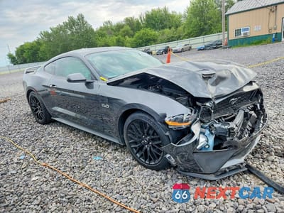 Czwarte zdjęcie samochodu z boku: 2020 FORD MUSTANG GT VIN:1FA6P8CF2L5177702 - miniatura