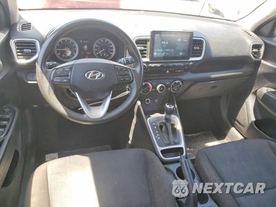 Zdjęcie 8 z 12 samochodu: 2020 HYUNDAI VENUE SE VIN:KMHRB8A35LU026157 - miniatura