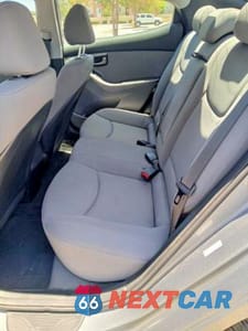 Zdjęcie 6 z 10 samochodu: 2015 HYUNDAI ELANTRA SE VIN:KMHDH4AE9FU450027 - miniatura