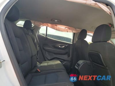 Zdjęcie 10 z 12 samochodu: 2024 GMC TERRAIN SLE VIN:3GKALMEG9RL397169 - miniatura