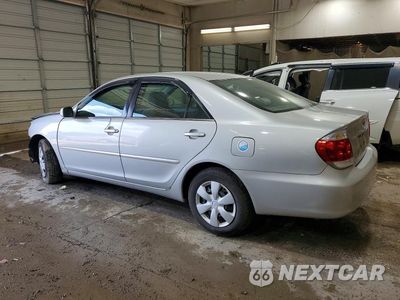 Drugie zdjęcie samochodu z przodu: 2005 TOYOTA CAMRY LE VIN:4T1BE30K85U037936 - miniatura