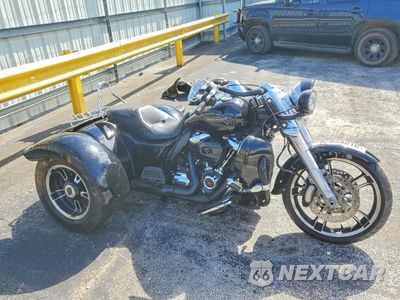 2017 HARLEY-DAVIDSON FLRT FREE WHEELER 1HD1MCC19HB850044 - główne zdjęcie licytacji z USA - miniatura