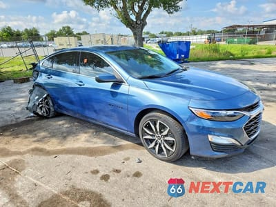 Czwarte zdjęcie samochodu z boku: 2024 CHEVROLET MALIBU RS VIN:1G1ZG5ST4RF153197 - miniatura