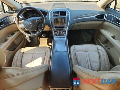 Zdjęcie 8 z 12 samochodu: 2017 LINCOLN MKZ SELECT VIN:3LN6L5D96HR641183 - miniatura