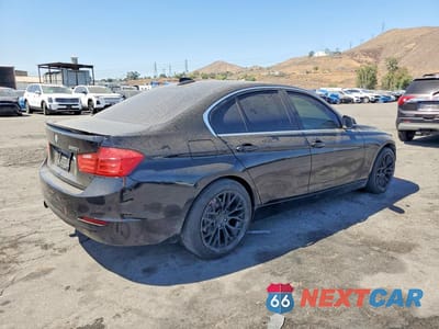 Trzecie zdjęcie samochodu z tyłu: 2015 BMW 320 I VIN:WBA3B1C55FK138910 - miniatura