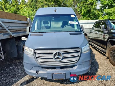 Piąte zdjęcie samochodu w środku: 2019 MERCEDES-BENZ SPRINTER 2500/3500 VIN:WD4PF0CD9KP091118 - miniatura