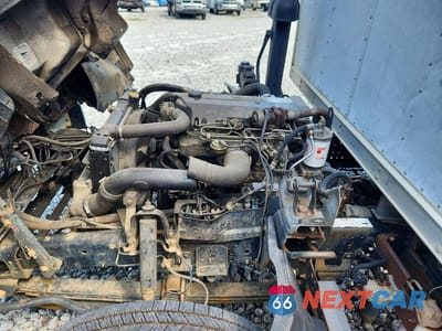 Zdjęcie 12 z 13 samochodu: 2003 ISUZU NPR HD BOX TRUCK VIN:JALB4B14137013036 - miniatura