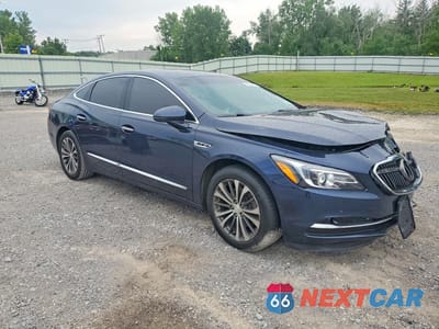 Czwarte zdjęcie samochodu z boku: 2017 BUICK LACROSSE ESSENCE VIN:1G4ZP5SS3HU138159 - miniatura