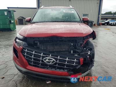 Piąte zdjęcie samochodu w środku: 2024 HYUNDAI VENUE LIMITED VIN:KMHRC8A34RU298706 - miniatura