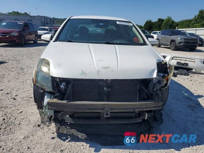 Piąte zdjęcie samochodu w środku: 2011 NISSAN SENTRA 2.0 VIN:3N1AB6AP5BL676711 - miniatura