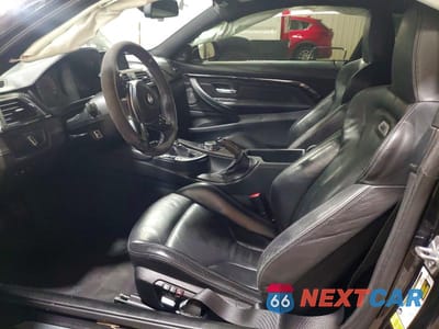 Zdjęcie 7 z 13 samochodu: 2016 BMW M4 VIN:WBS3R9C50GK335927 - miniatura